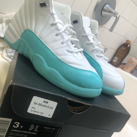 Jordan’s - Picture 2 of 2